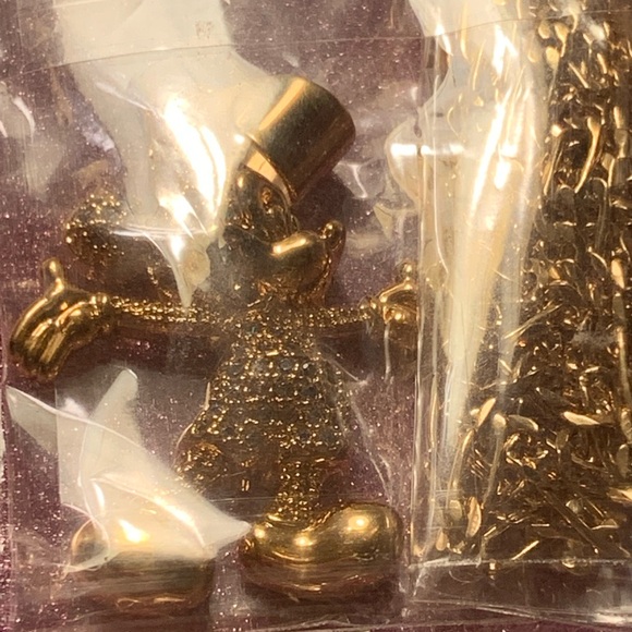 Mickey Mouse Pendant - Picture 2 of 4